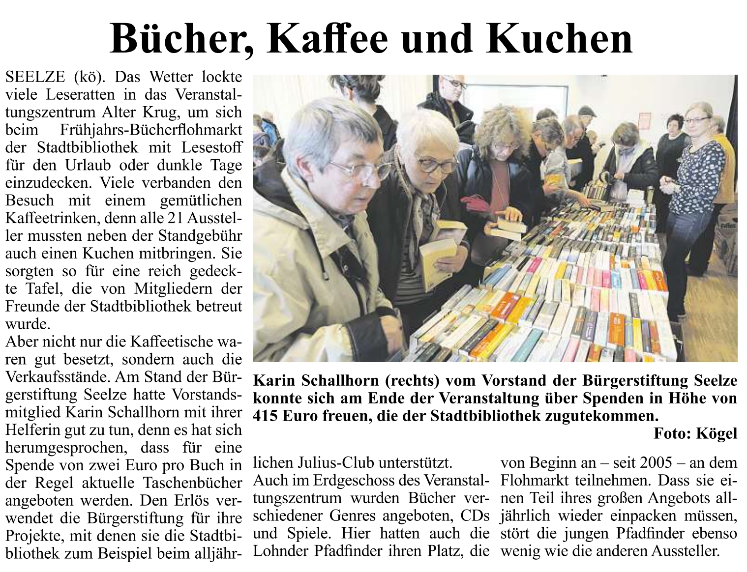 2023 1503 Umschau Buecher Kaffe und Kuchen